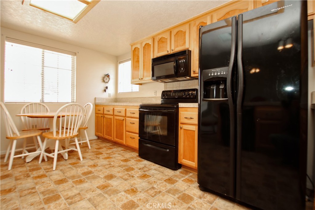 MLS #JT25181339 image #8