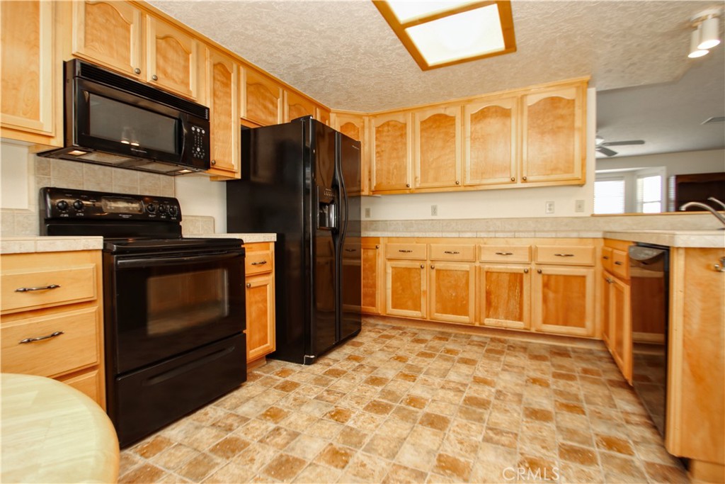 MLS #JT25181339 image #9