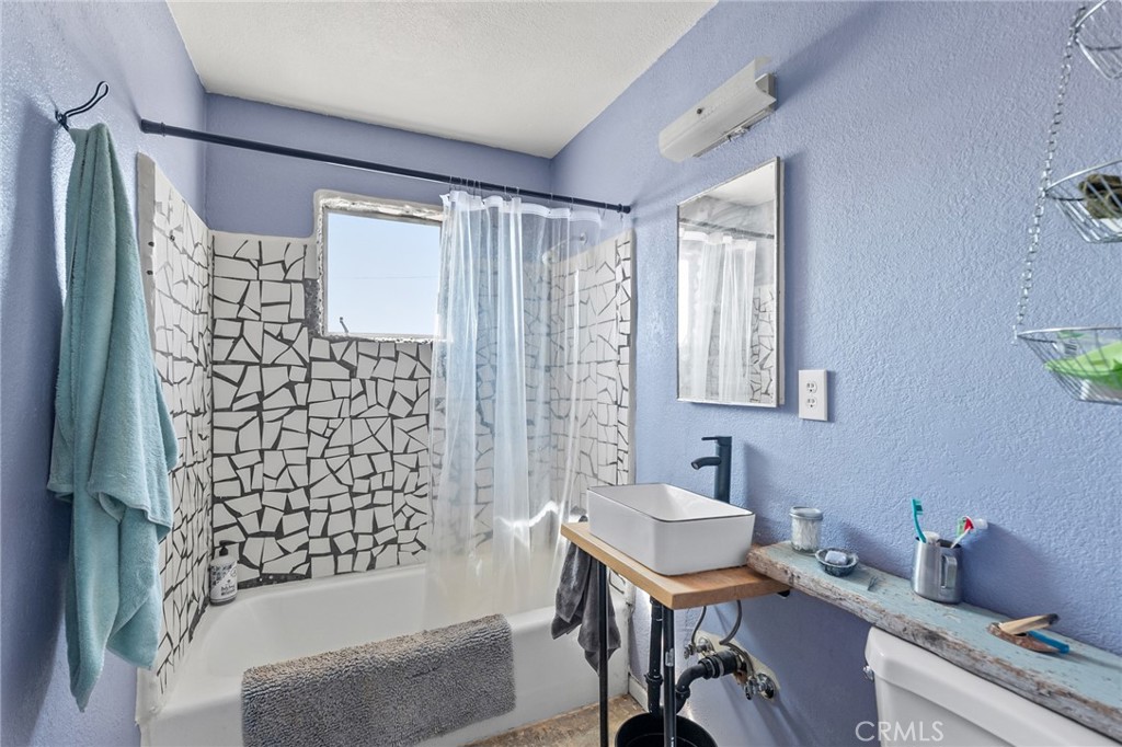 MLS #JT25193624 image #10