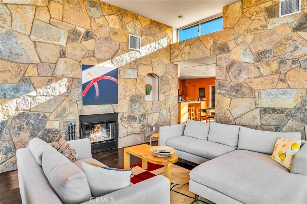 MLS #JT25196231 image #5