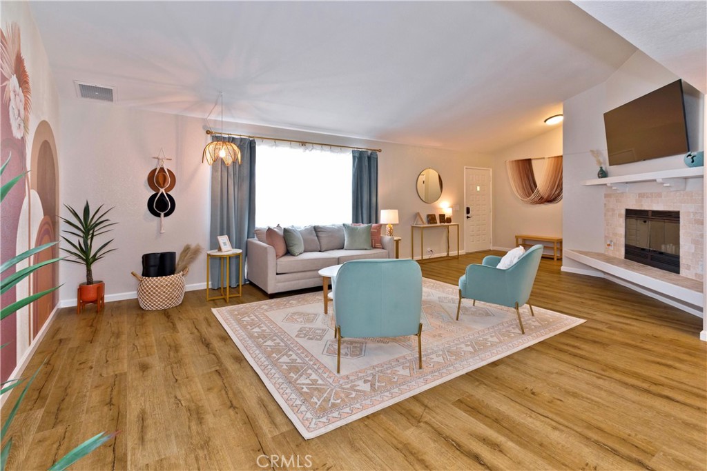 MLS #JT25219183 image #3