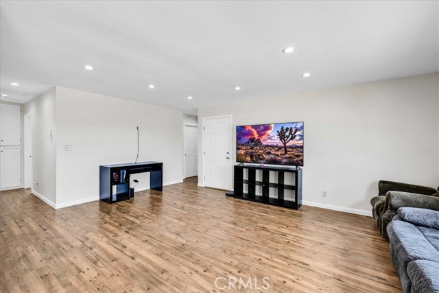 MLS #JT25222285 image #8