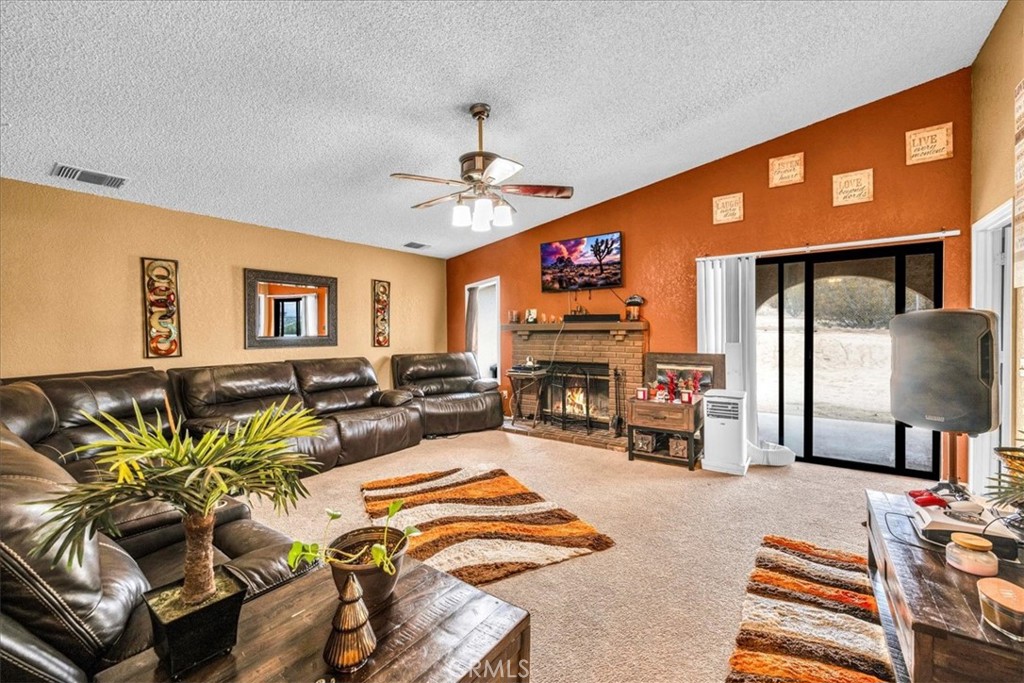 MLS #JT25223113 image #1