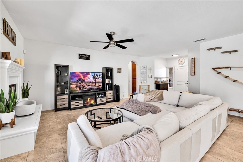 MLS #JT25225209 image #7