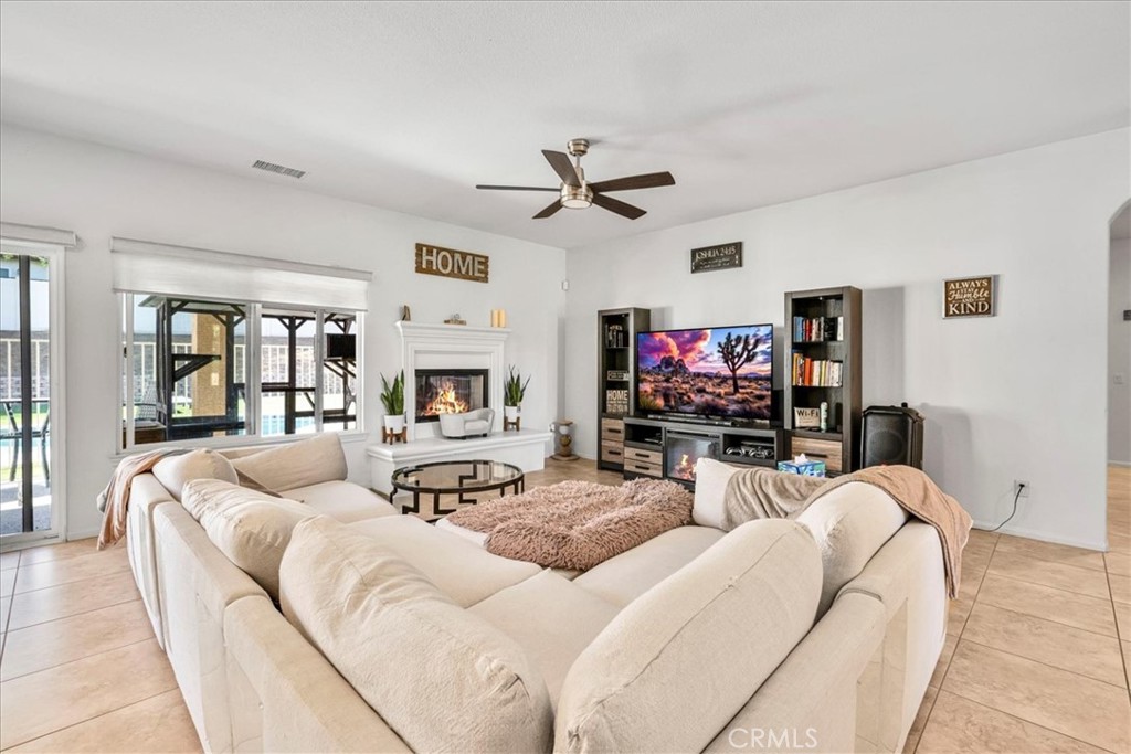 MLS #JT25225209 image #8