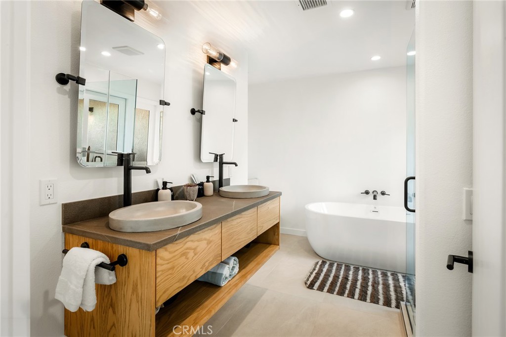 MLS #JT25230553 image #48