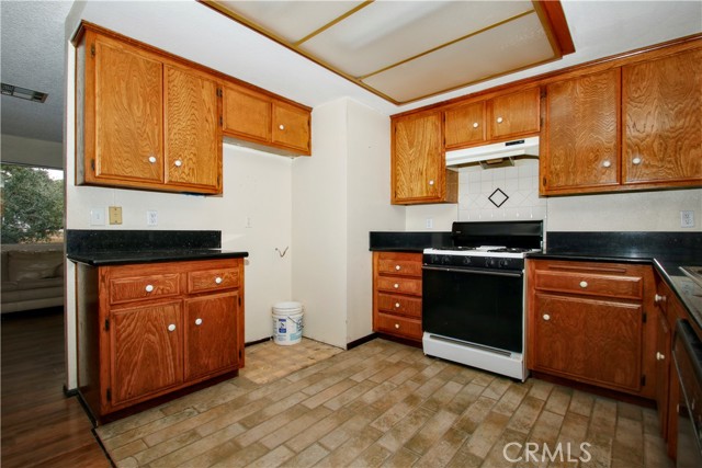 MLS #JT25233168 image #9