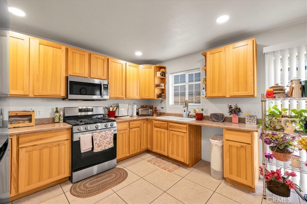 MLS #JT25246821 image #2