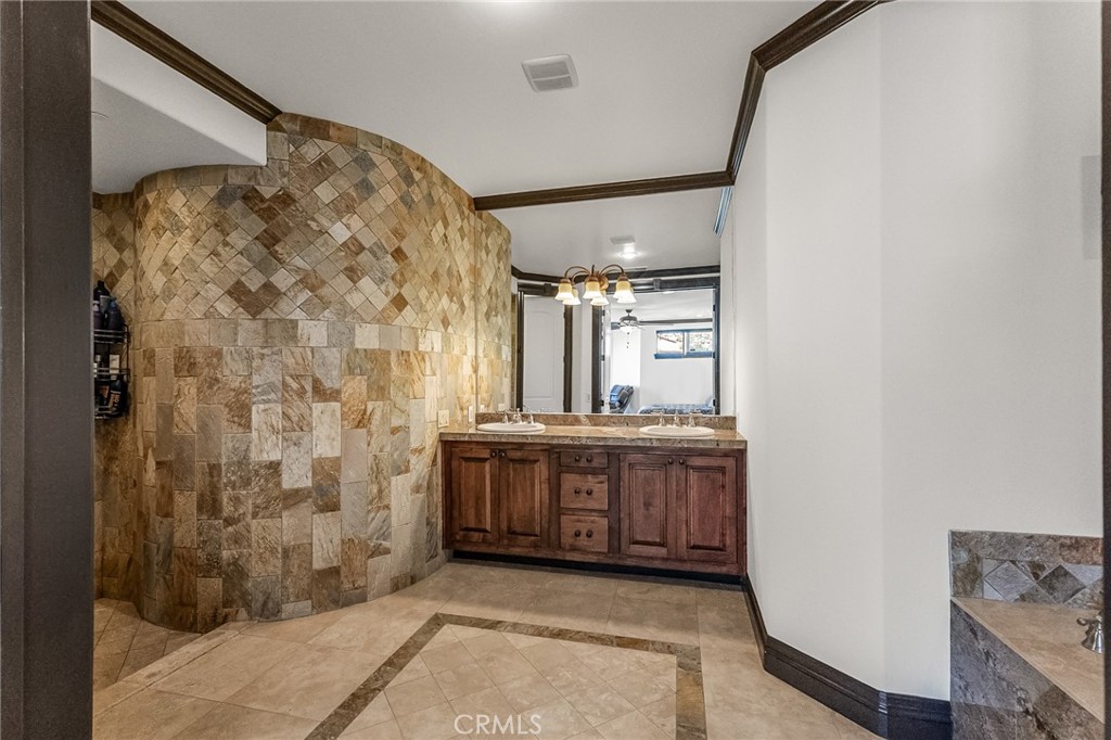 MLS #JT25247622 image #22