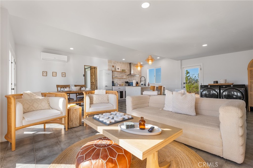 MLS #JT25249211 image #4