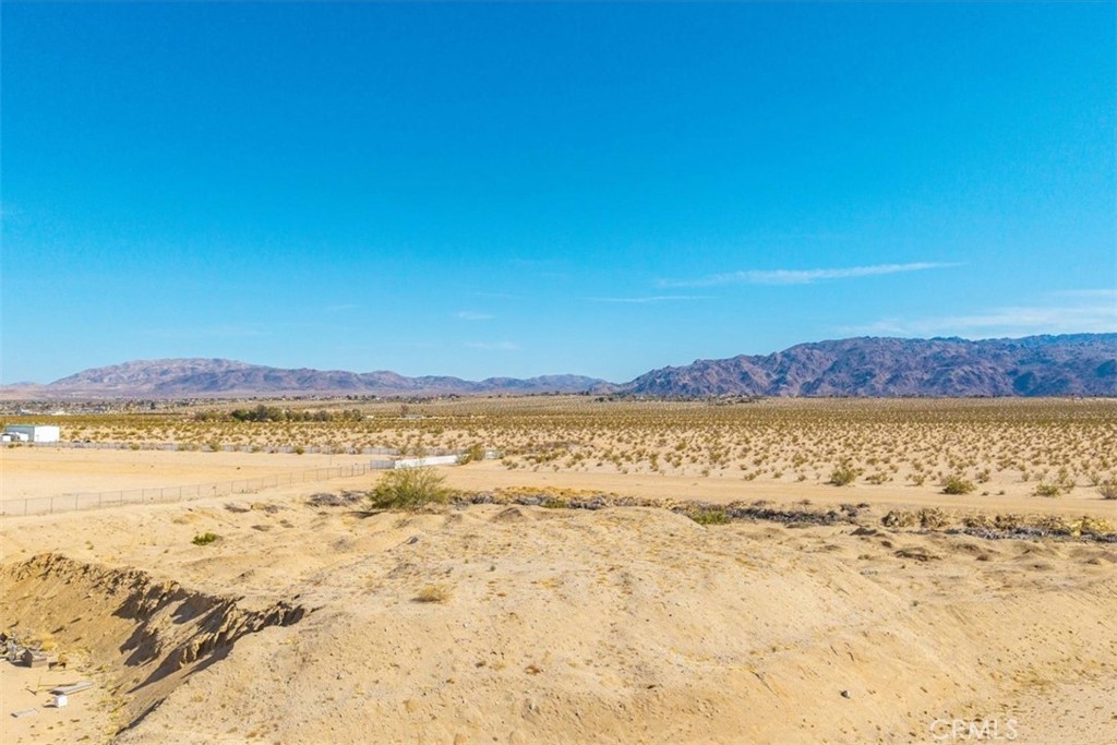 MLS #ND25080983 image #17