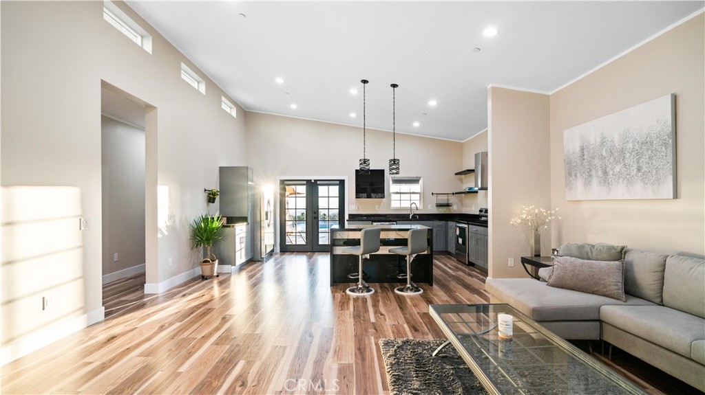 MLS #NP22225386 image #5