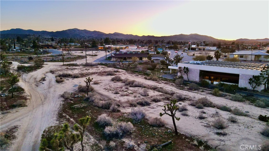 MLS #NP23100972 image #4