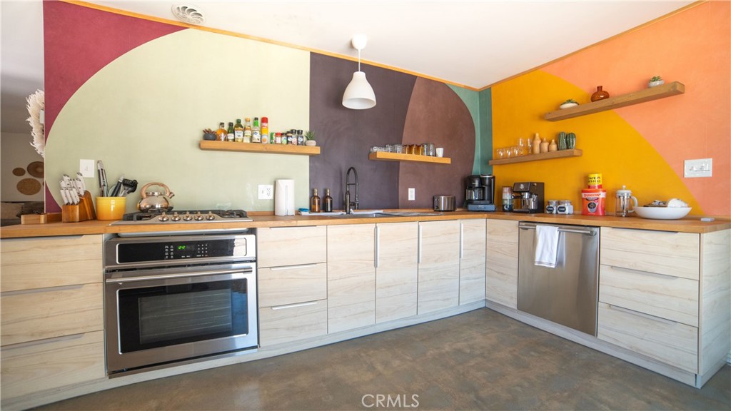 MLS #NP25056311 image #4