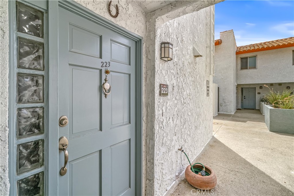 MLS #NP25190851 image #0