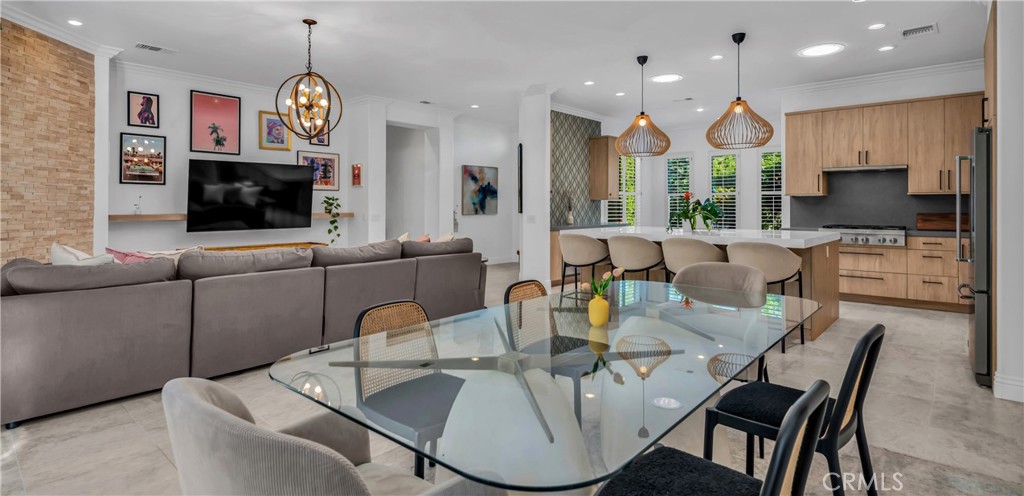 MLS #NP25197924 image #1