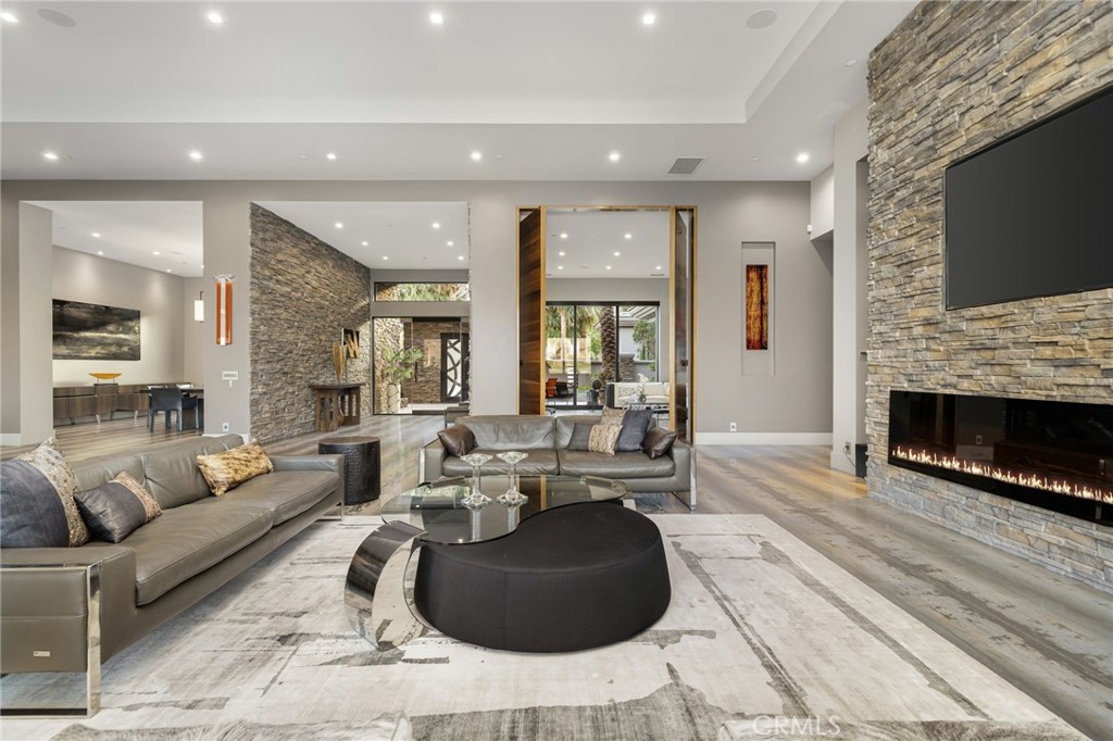 MLS #NP25203027 image #11