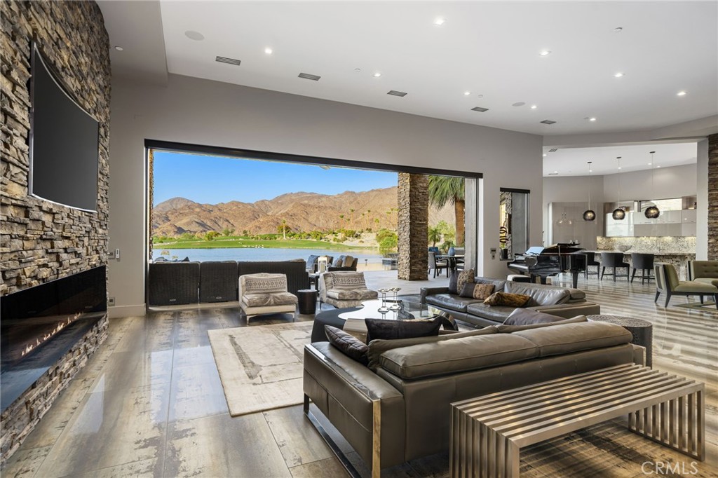 MLS #NP25203027 image #8