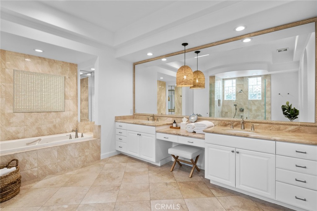 MLS #NP25227733 image #32