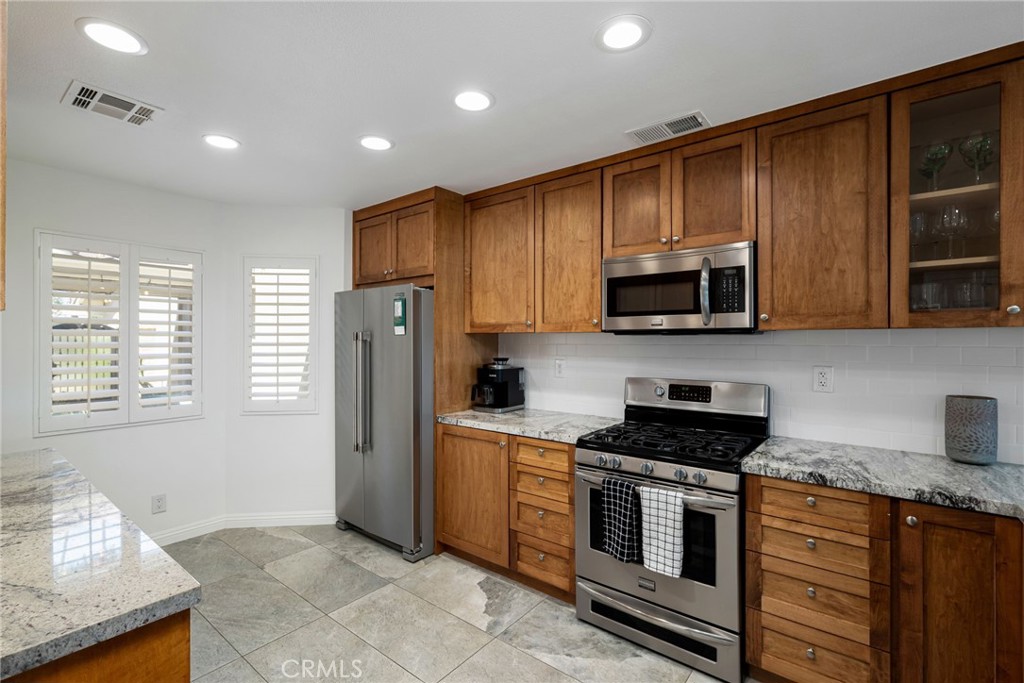 MLS #NP25229735 image #9