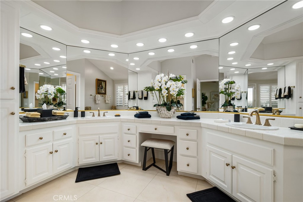 MLS #NP25234281 image #30