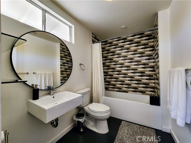 MLS #NP25236124 image #16