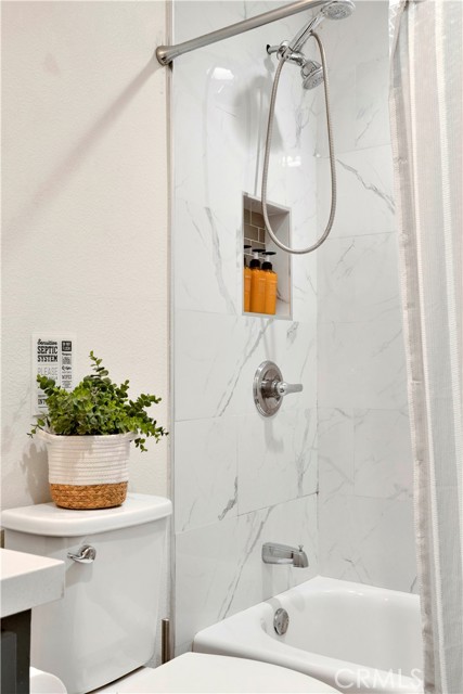 MLS #OC24109352 image #11