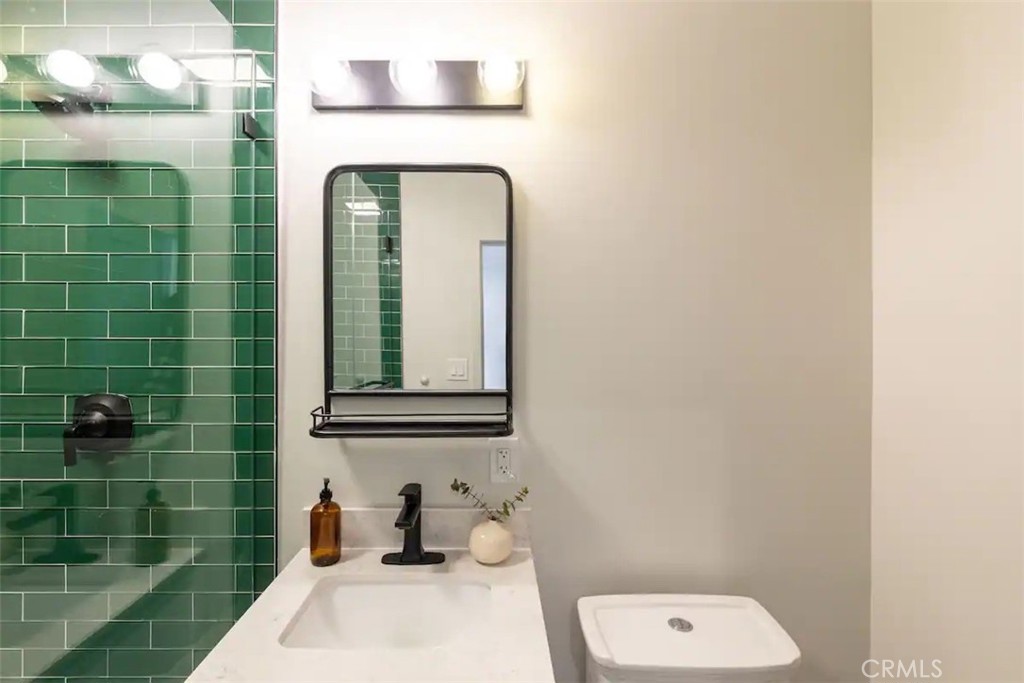 MLS #OC24163144 image #20