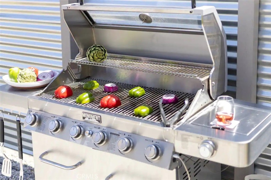 MLS #OC24163144 image #32