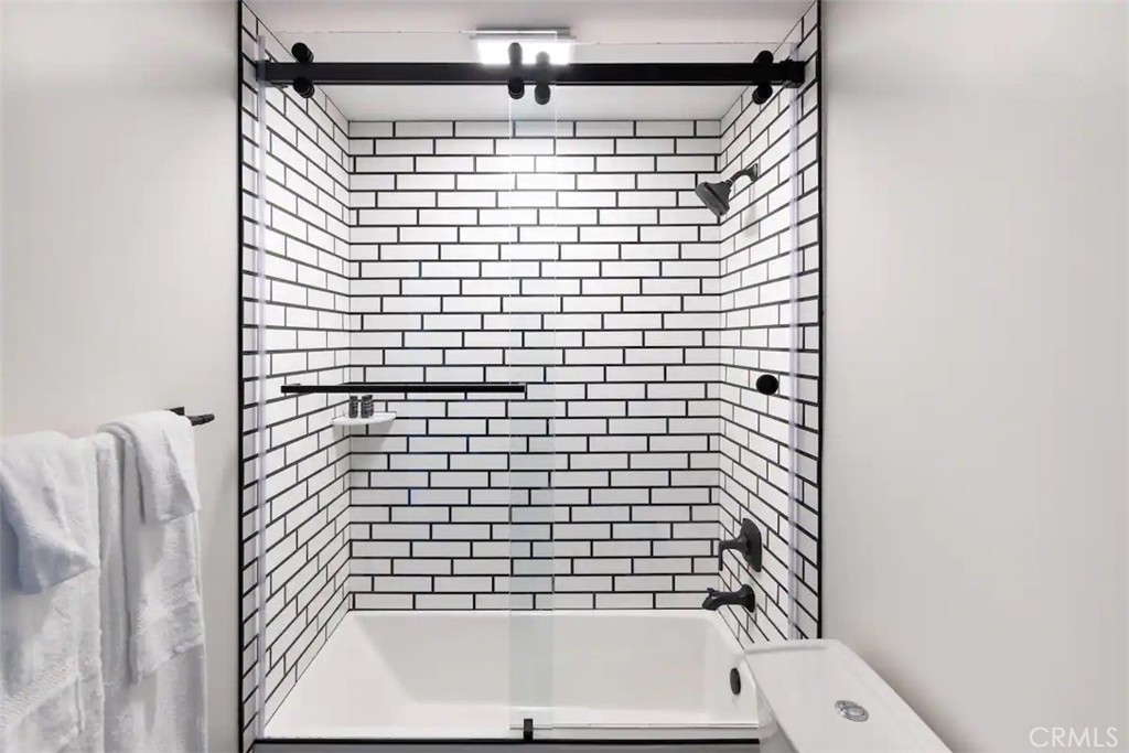 MLS #OC24163144 image #40