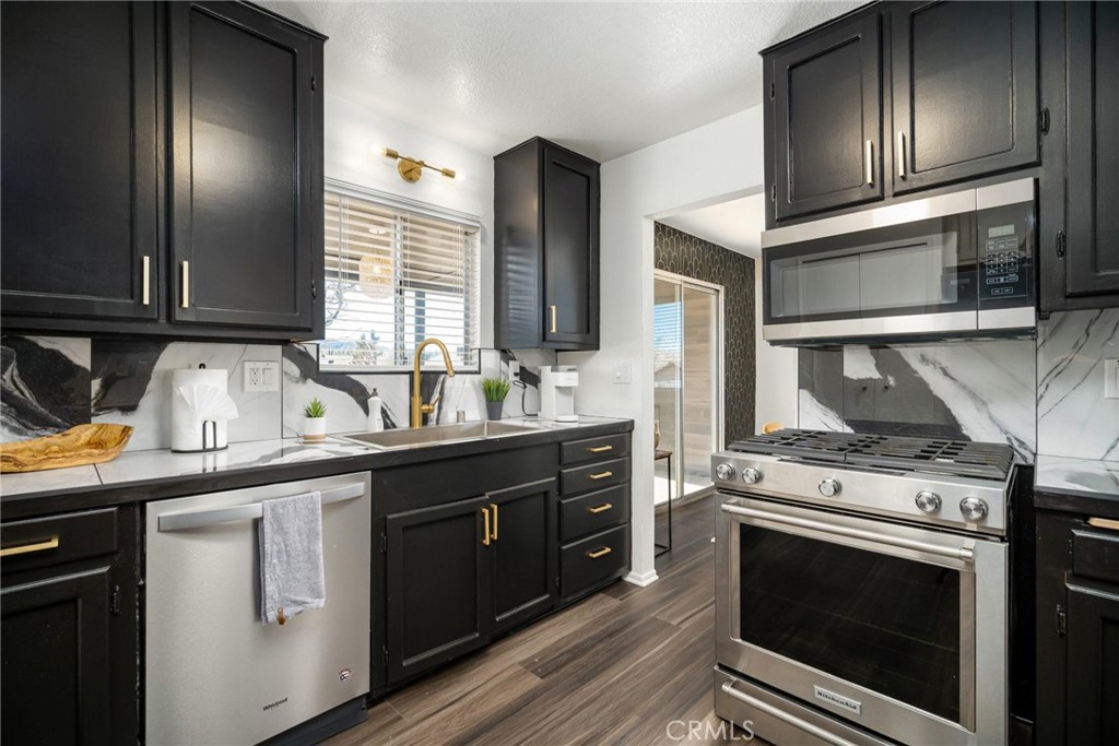 MLS #OC24207535 image #8