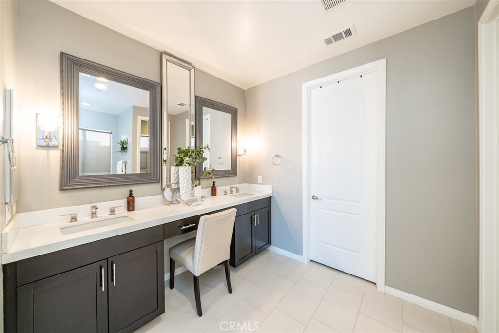 MLS #OC24236075 image #23