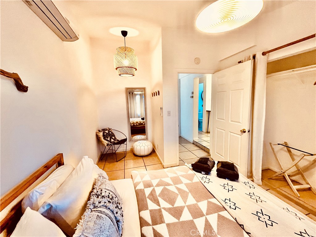 MLS #OC24240185 image #30