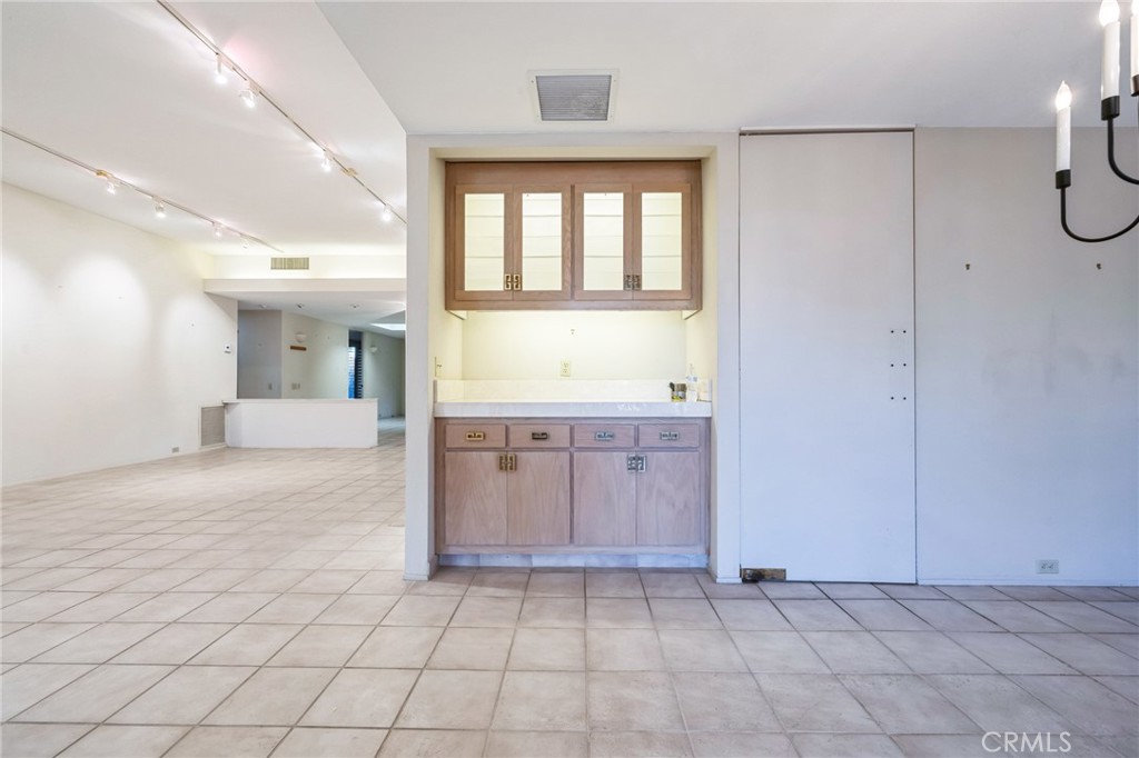 MLS #OC24252741 image #12