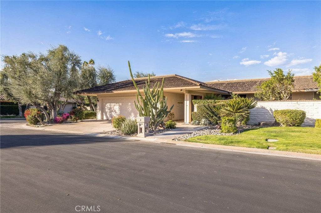 MLS #OC24252741 image #2