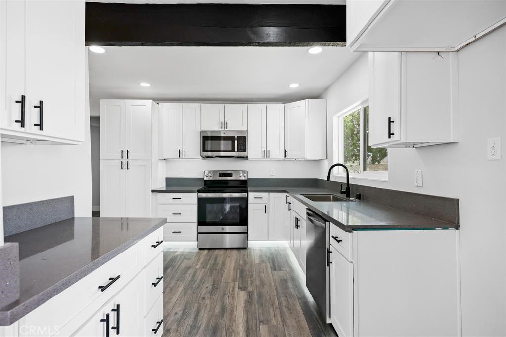 MLS #OC25020942 image #26