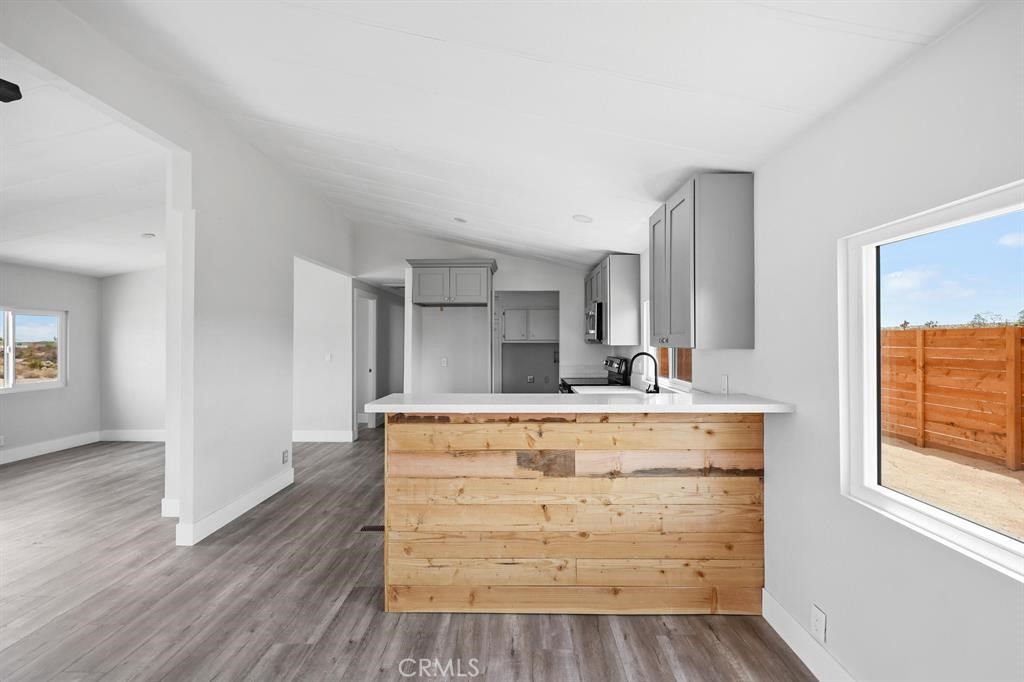 MLS #OC25020942 image #28