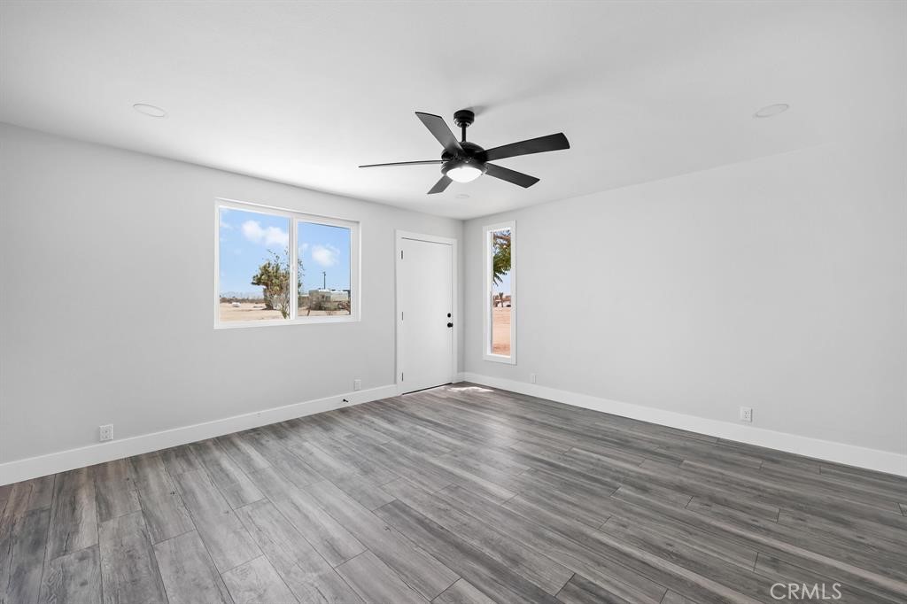 MLS #OC25020942 image #29