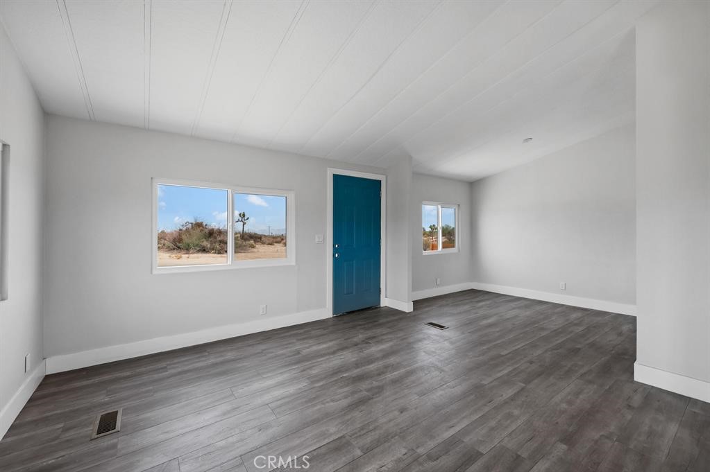 MLS #OC25020942 image #31