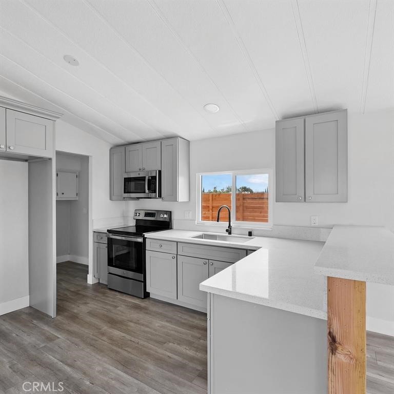 MLS #OC25020942 image #6