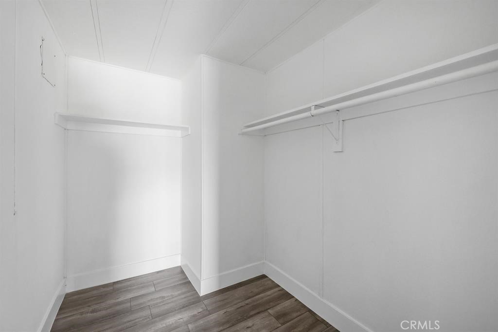 MLS #OC25020942 image #9