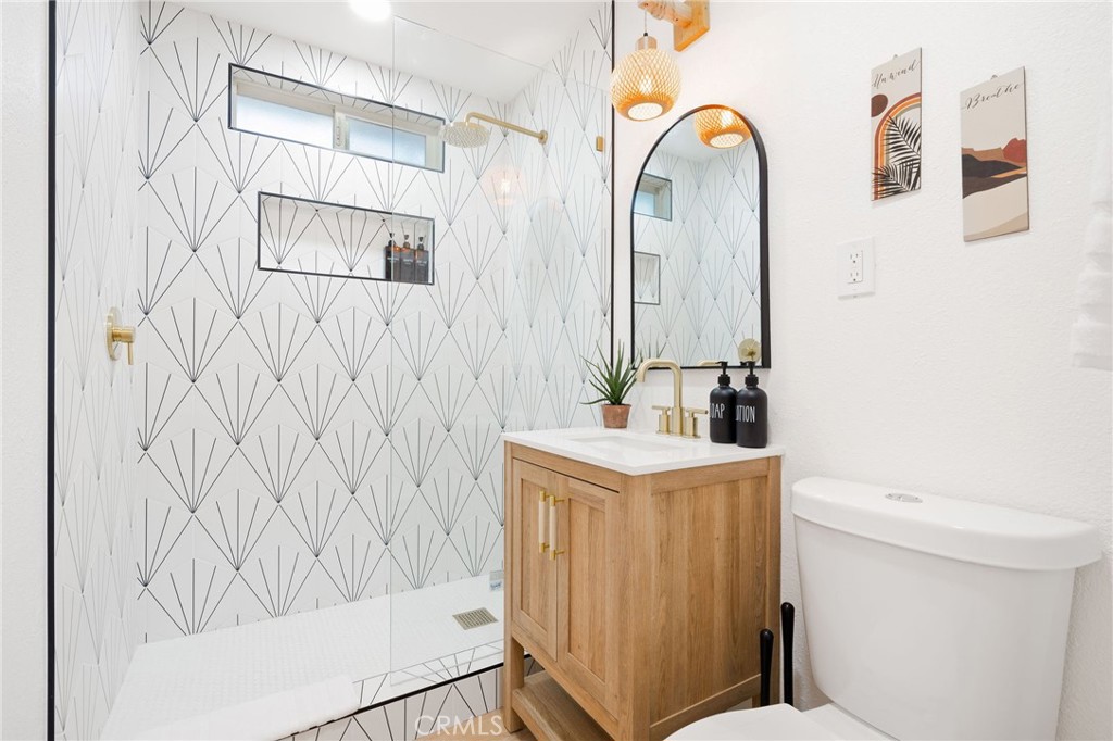 MLS #OC25020993 image #14