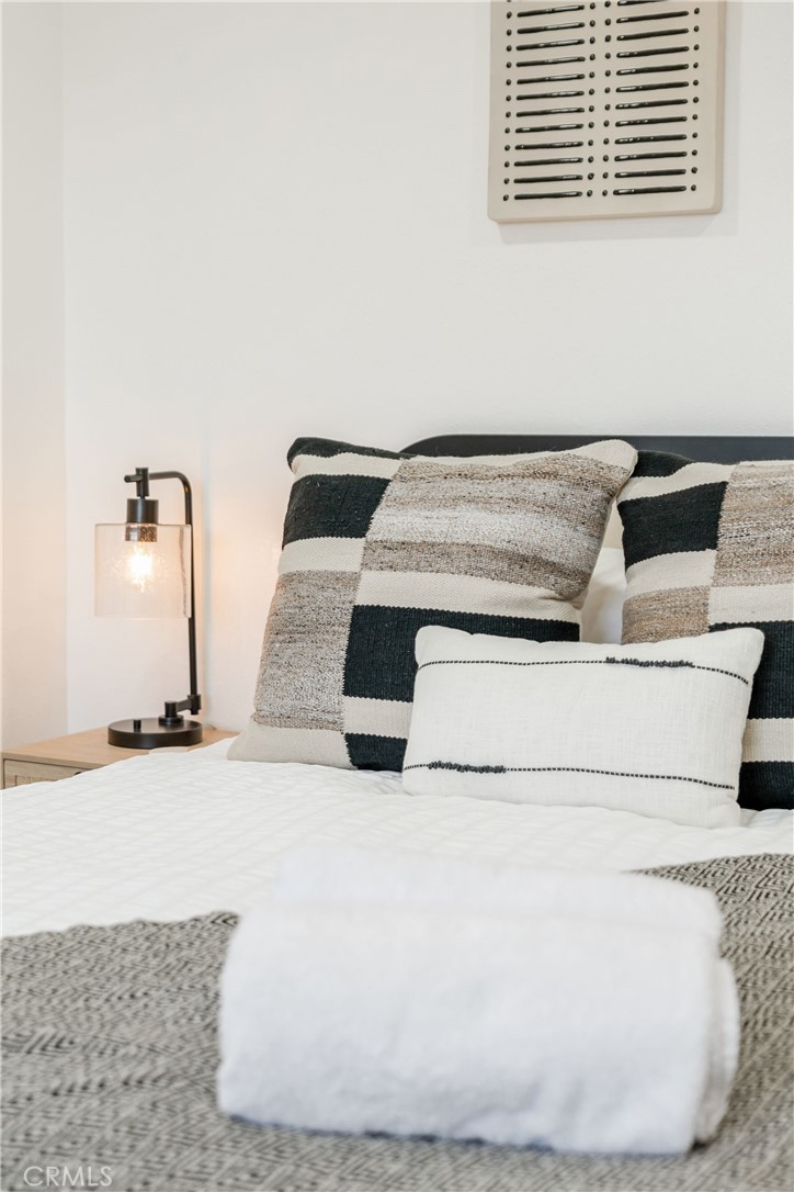 MLS #OC25020993 image #29