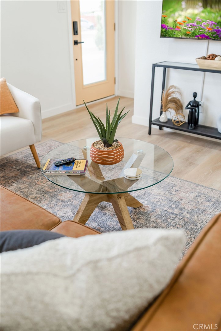 MLS #OC25020993 image #30