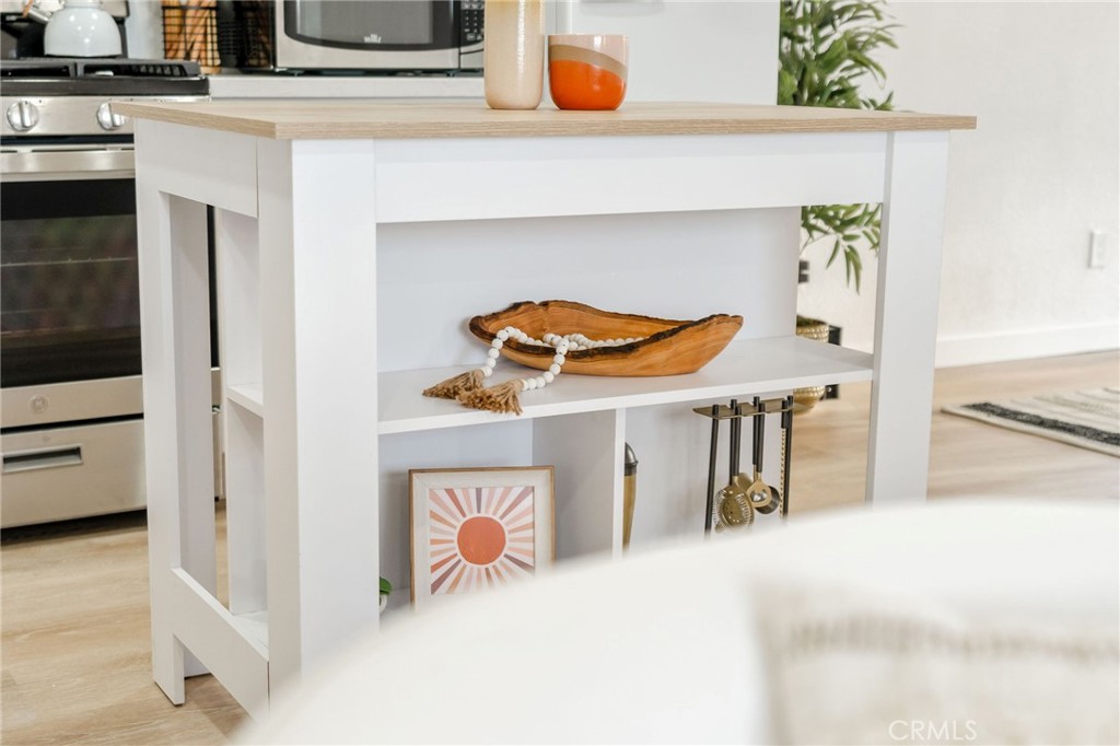 MLS #OC25020993 image #31