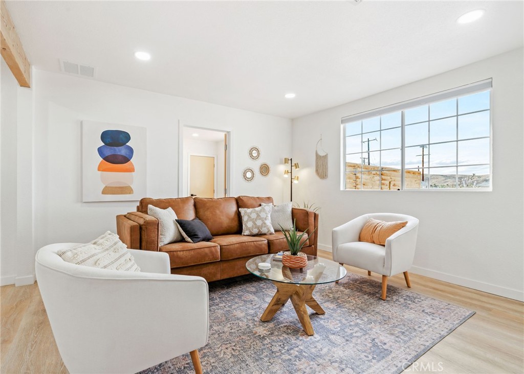 MLS #OC25020993 image #5