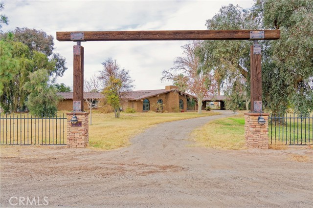 MLS #OC25038034 image #1