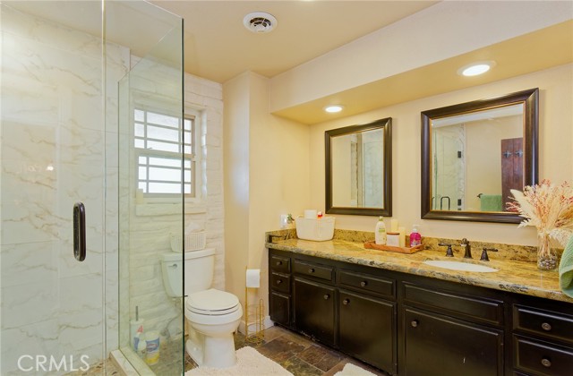 MLS #OC25038034 image #16