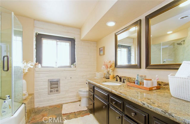 MLS #OC25038034 image #22