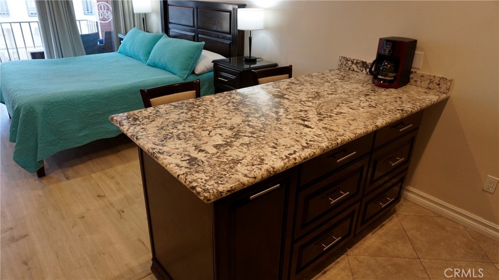 MLS #OC25044430 image #10